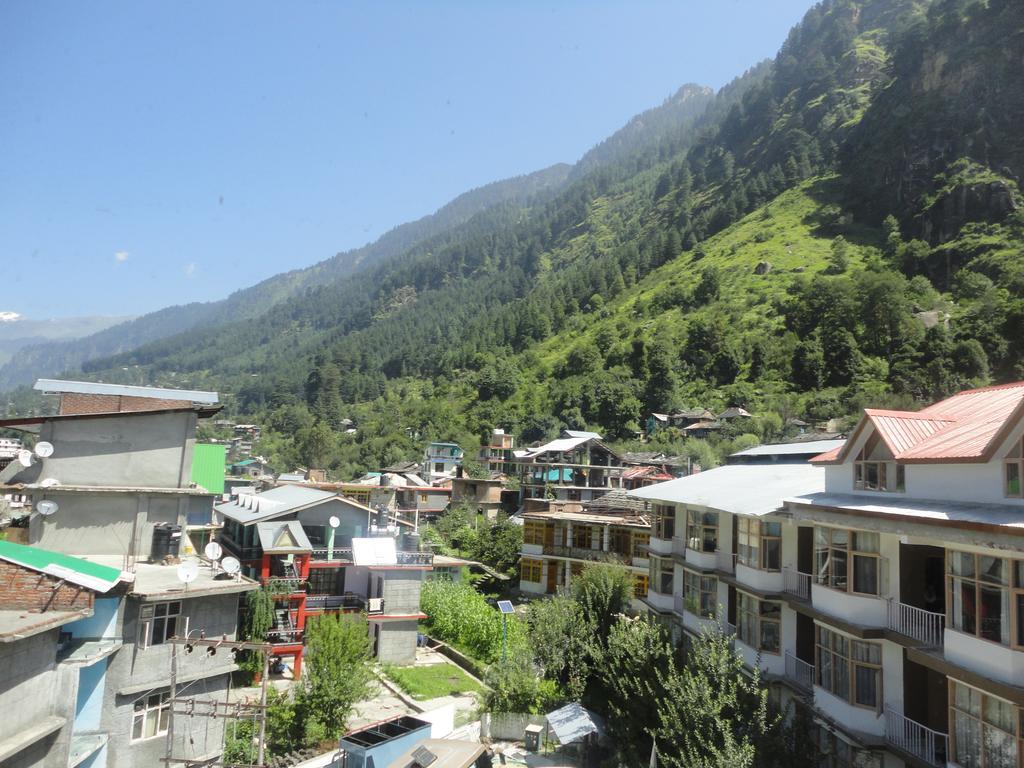 Swiss Wood Hotel Manāli Exterior foto